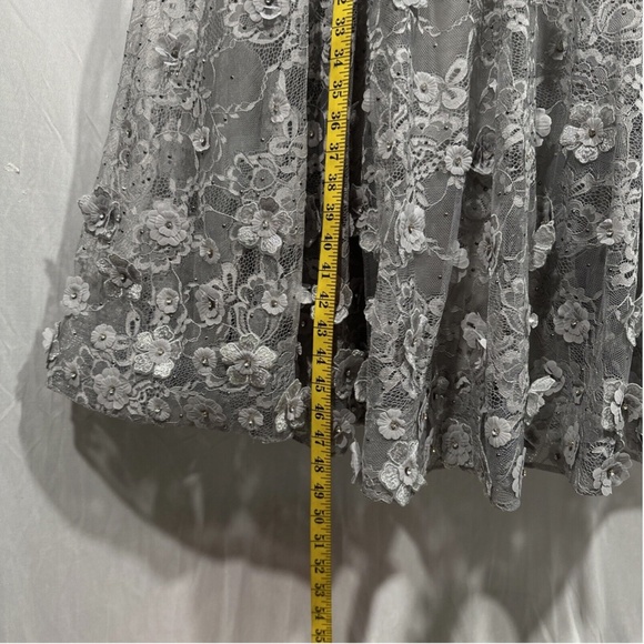NWT $538 Mac Duggal [ 12 ]‎ Floral Embellished Lace A-Line Dress Sterling Grey - Picture 5 of 16